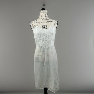 Vintage 50s Saucy Barbizon White Lace Trimmed Slip Dress Size L‎